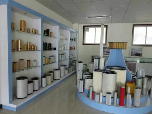 Μέρη κινητήρα ελκυστήρα σκαπανέα Φίλτρο διαχωριστή καυσίμου/νερού P550390 32A6201020 14536511