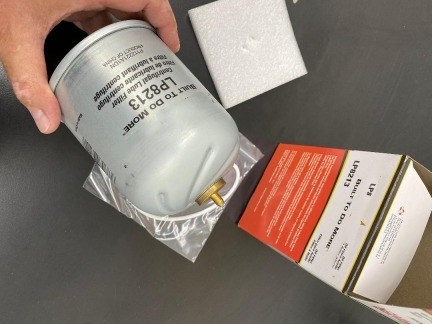 Υψηλής ισχύος φίλτρο λιπαντικού πετρελαίου για εξαρτήματα ελκυστήρων LP8213 P574862 A9061810086 0170386001 SO9058